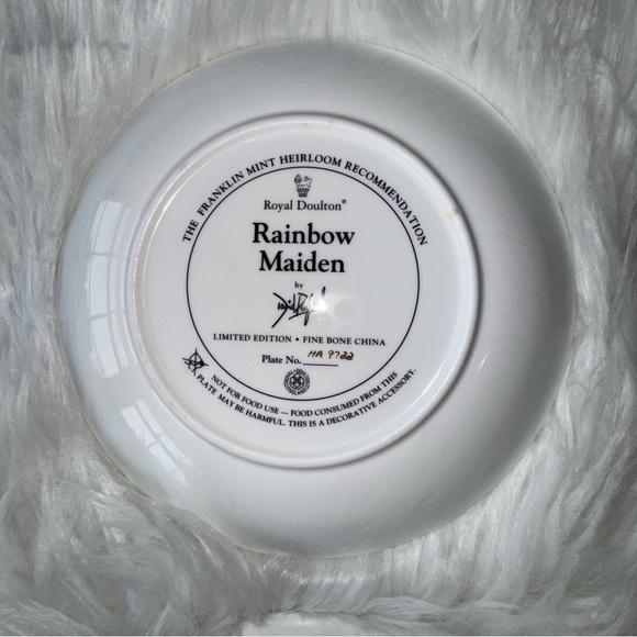 Royal Doulton "Rainbow Maiden” by David Penford.. Indian Maiden Seri… - Picture 2 of 2